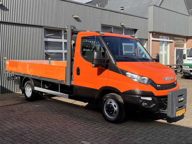 Iveco Daily 35C15 2.3 375 Trekhaak 3500kg Open laadbak