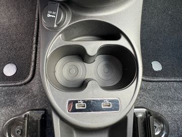 Fahrzeugabbildung Fiat 500C DolceVita Klima SHZ DAB PDC MFL Temp uvm.