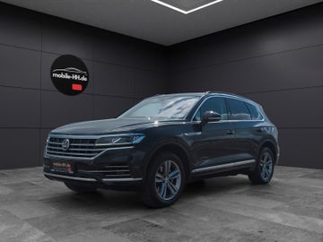 Volkswagen Touareg - 1