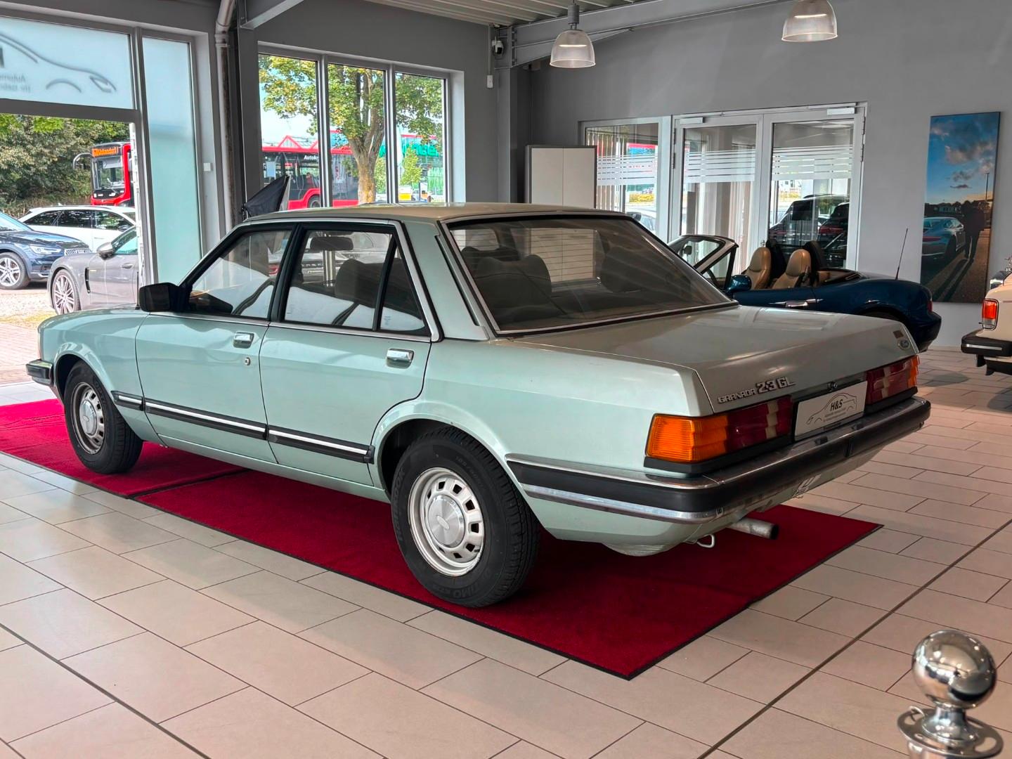 Ford GRANADA GL-GHIA *SERVO/SCHIEBEDACH*