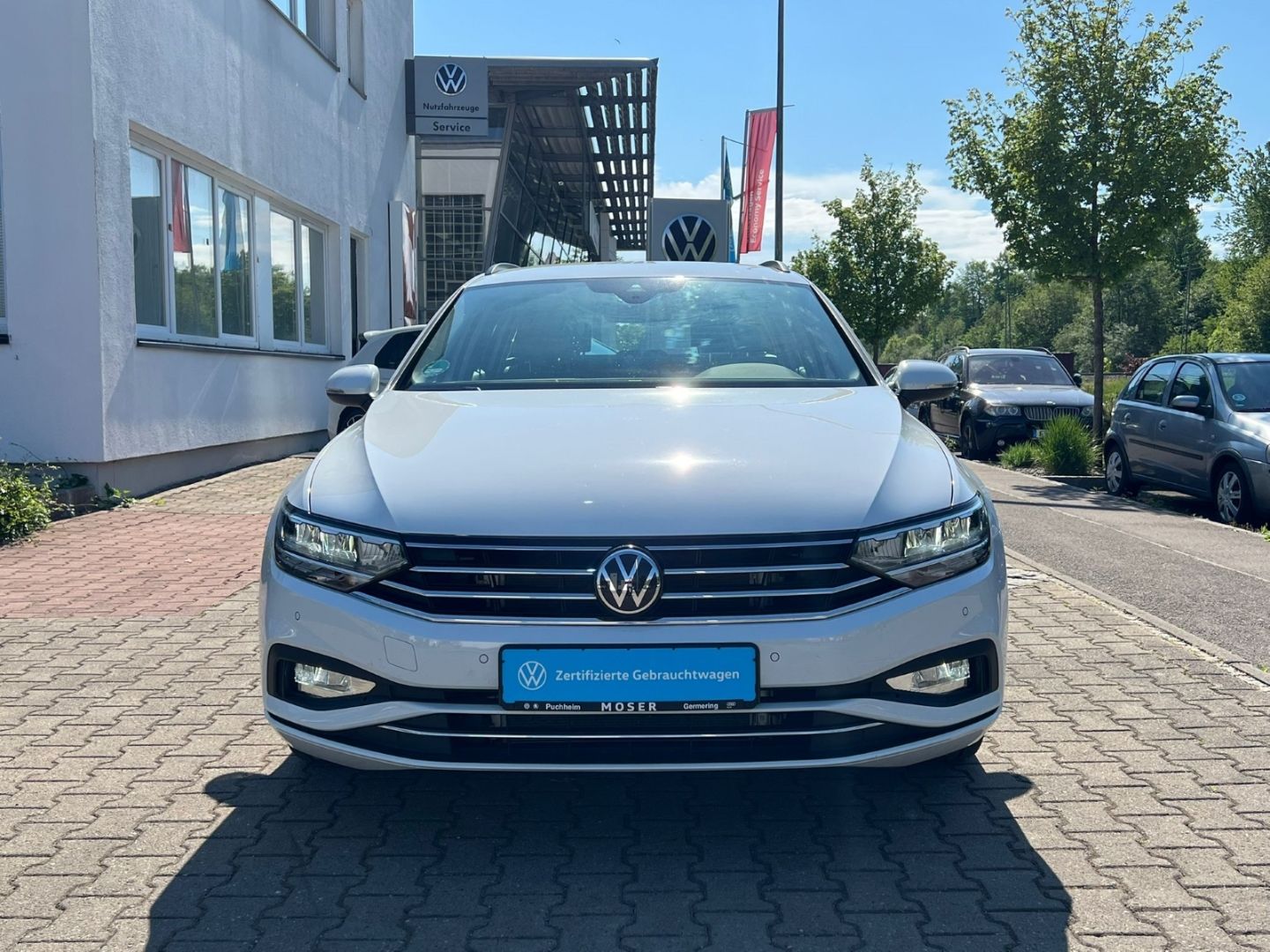 Passat Variant Business 2.0TDI DSG NAV*KAMERA*1H