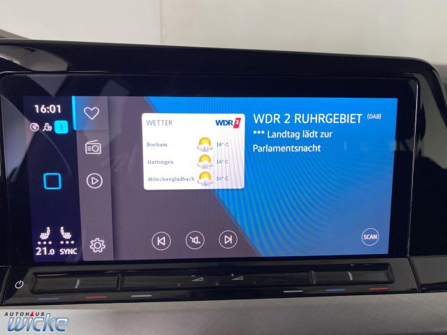 Golf VIII Variant 2.0 TDI Life NAVI KLIMA PDC LE