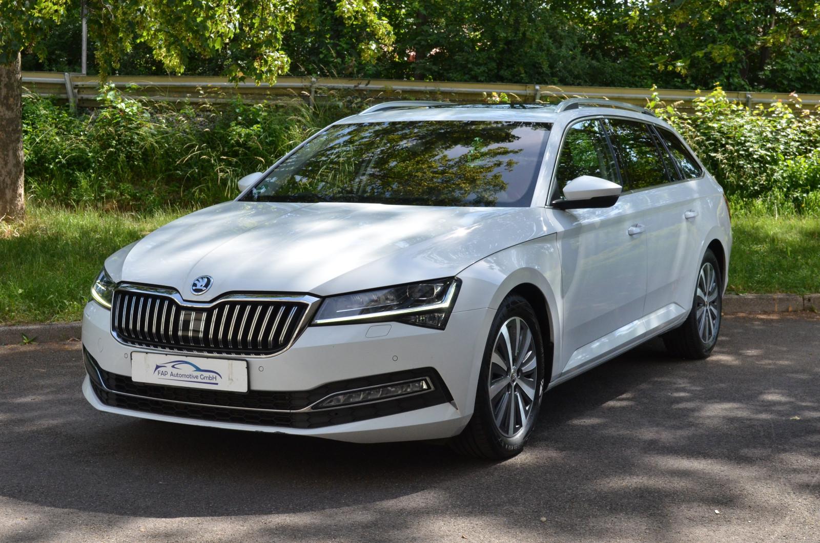 Skoda Superb Combi Premium Edition