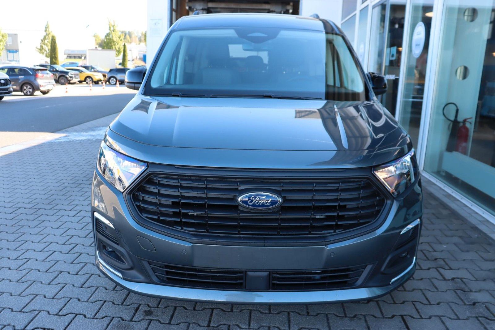 Ford Tourneo Connect Titanium PHEV 5-Sitzer 0,0% FIN* imagem 3