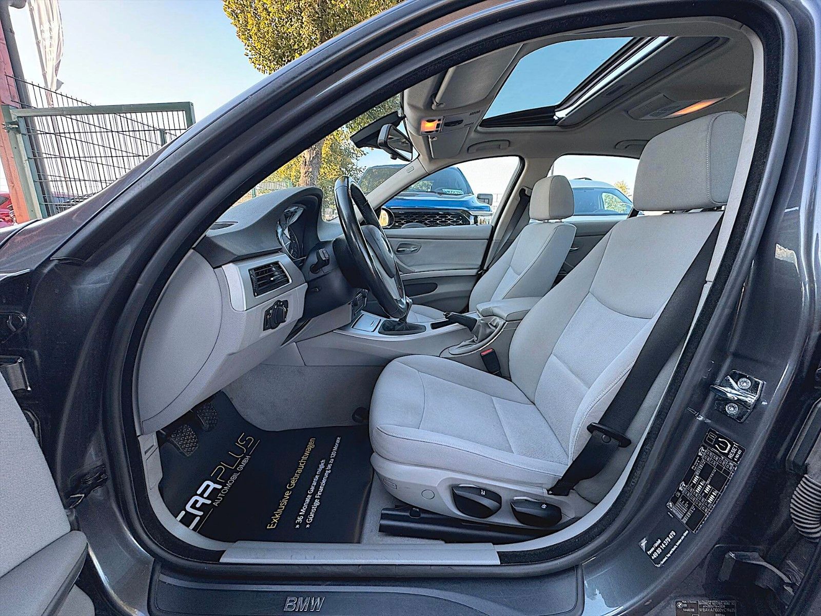 Fahrzeugabbildung BMW 320i Lim. Sport *TÜV NEU*MOTOR Neu*Top Zustand*