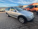 Skoda Octavia Combi Scout 4X4 /Schiebedach - Skoda Octavia aus 2008: Scout