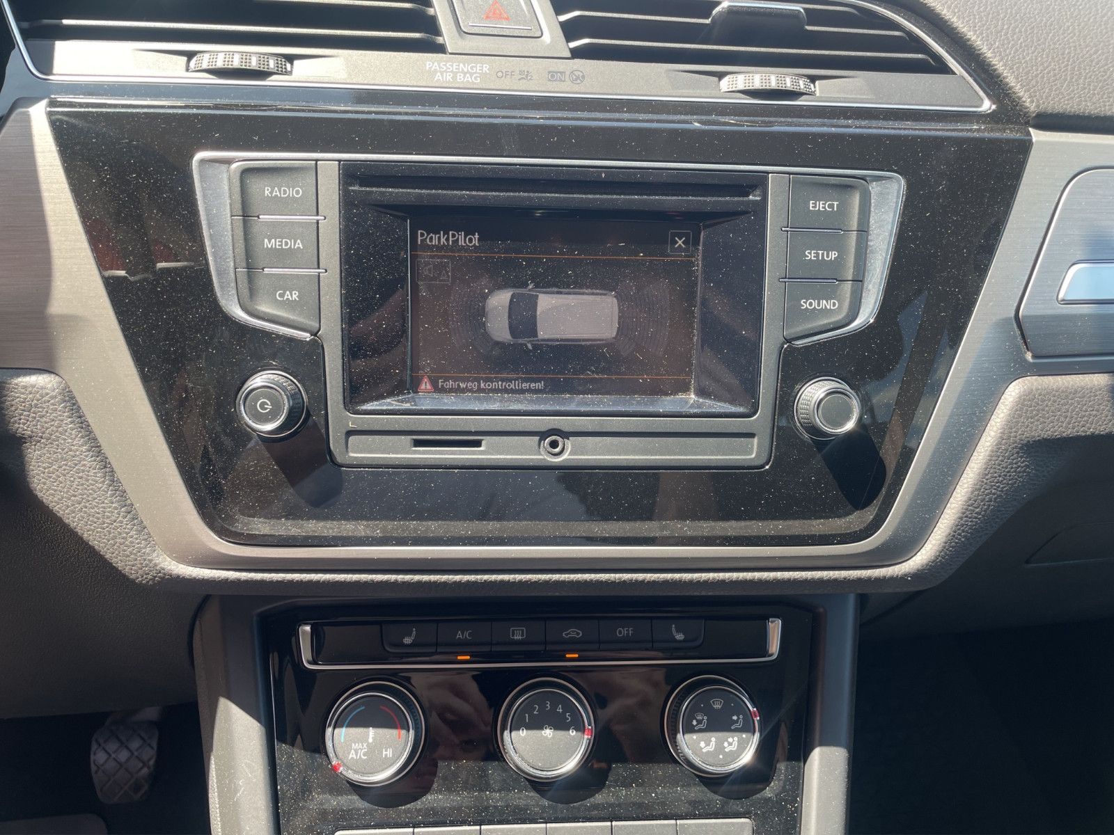 Fahrzeugabbildung Volkswagen Touran Comfortline AHK*Shzg*Tempo*Nebel