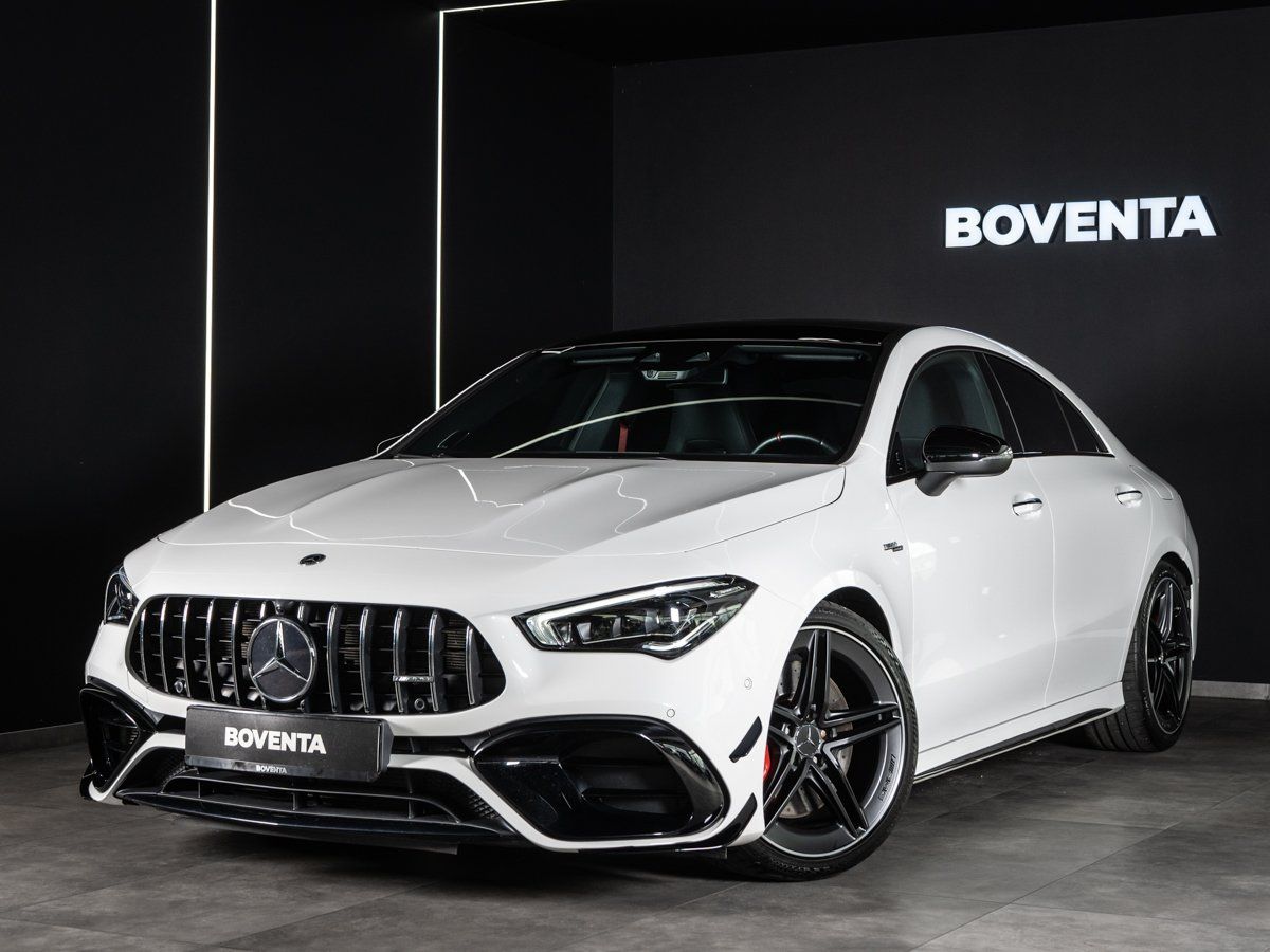 Mercedes-Benz AMG CLA 45 S 4Matic AERO KAMERA APPLE