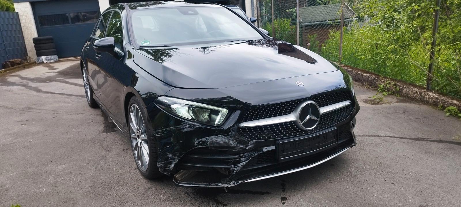 Mercedes-Benz AMG Lin*1 HAND*Mbux*LED*KAM*NAV*PDC+*StHz*77Tkm