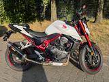Honda CB 750 Hornet - HONDA CB750 HORNET