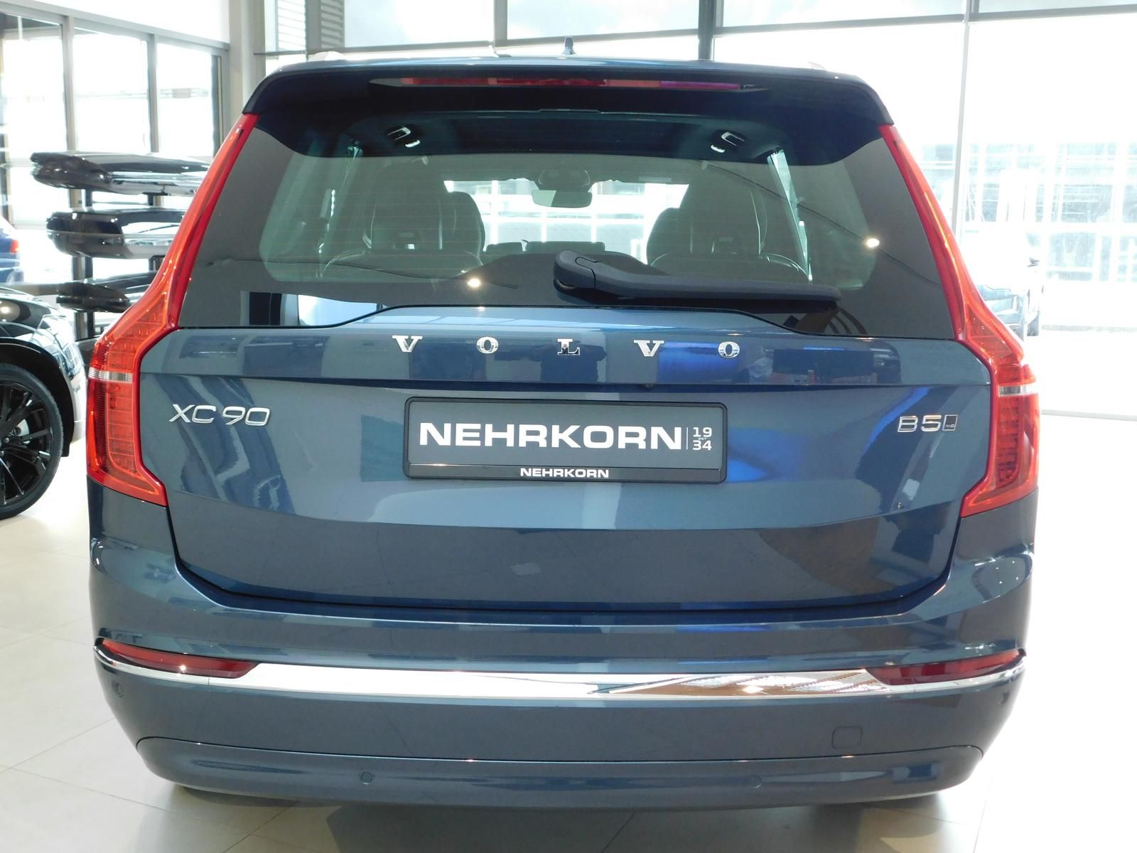Fahrzeugabbildung Volvo XC90 B5 D AWD Plus Bright