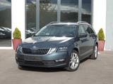 Skoda Octavia Combi Clever*Navi*Kamera*Aut* - Skoda Octavia mit Diesel-Antrieb: Clever