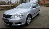 Skoda octavia 1,6 tdi - Skoda Octavia aus 2012 mit Diesel-Antrieb: Kombi, 1.6