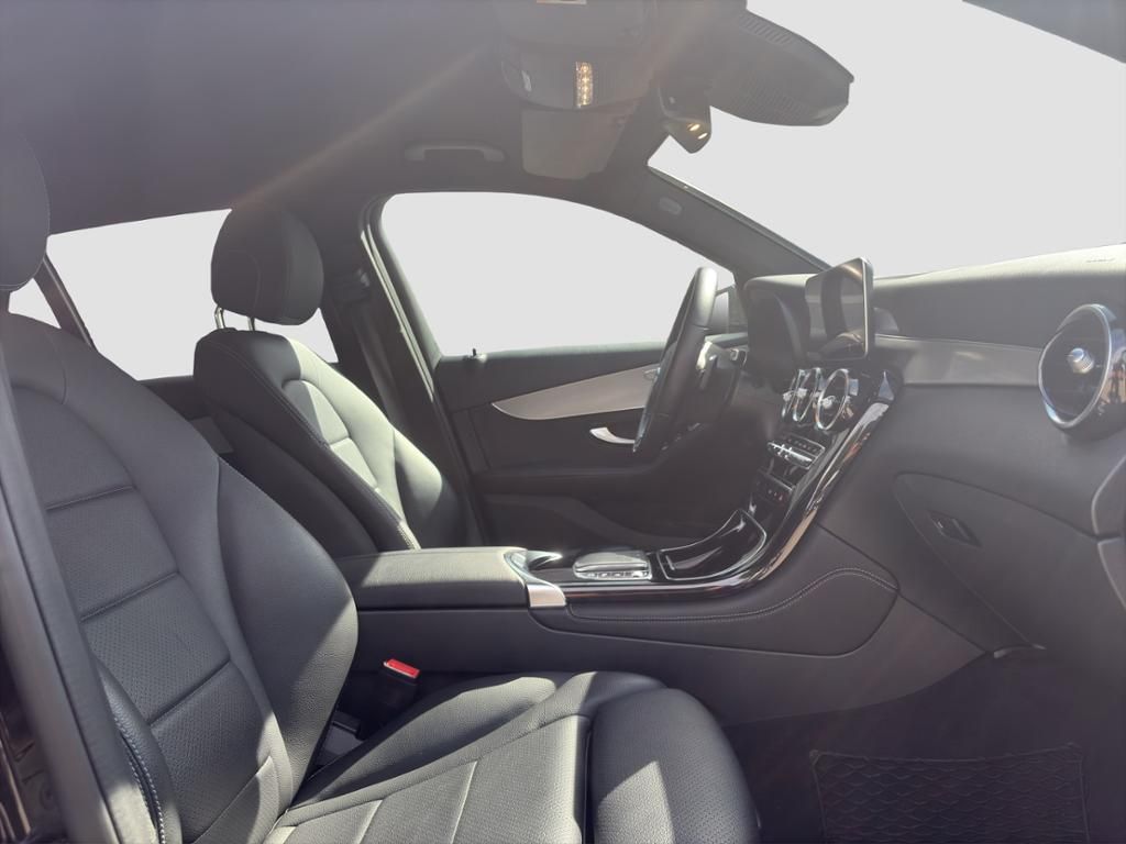 Fahrzeugabbildung Mercedes-Benz GLC 200 4M Austauschmotor bei 132 TKM*MULTIBEAM