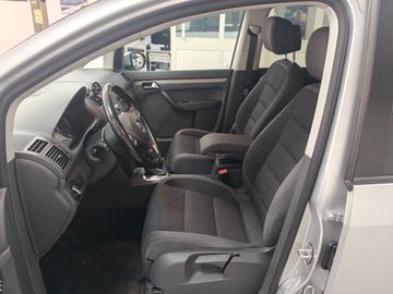 Volkswagen Touran - 3