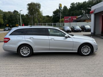 Mercedes E 220 - 2