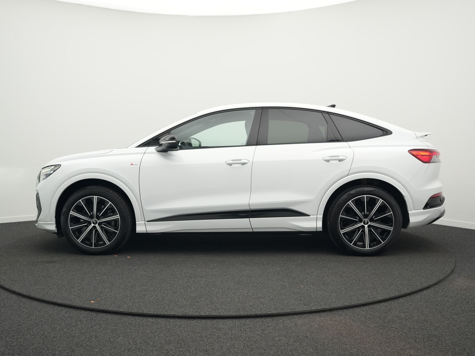 Audi Q4 e-tron - Bild 11