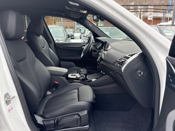 BMW X3 xDrive30e M Sportpaket DAB LED WLAN Shz