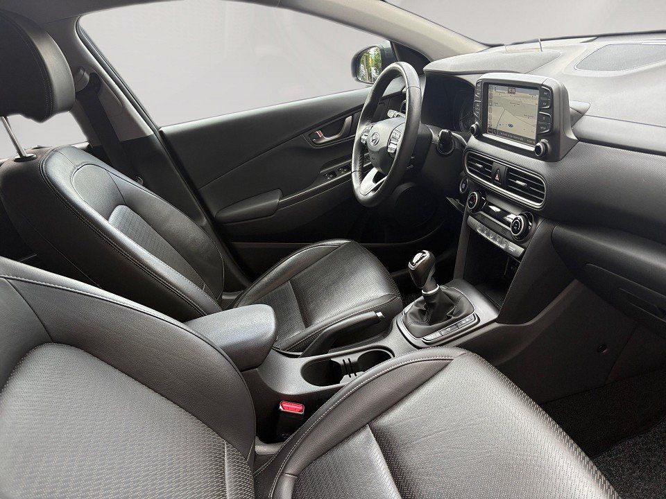 Fahrzeugabbildung Hyundai Kona 1.0 T-GDI 120PS Premium AHK