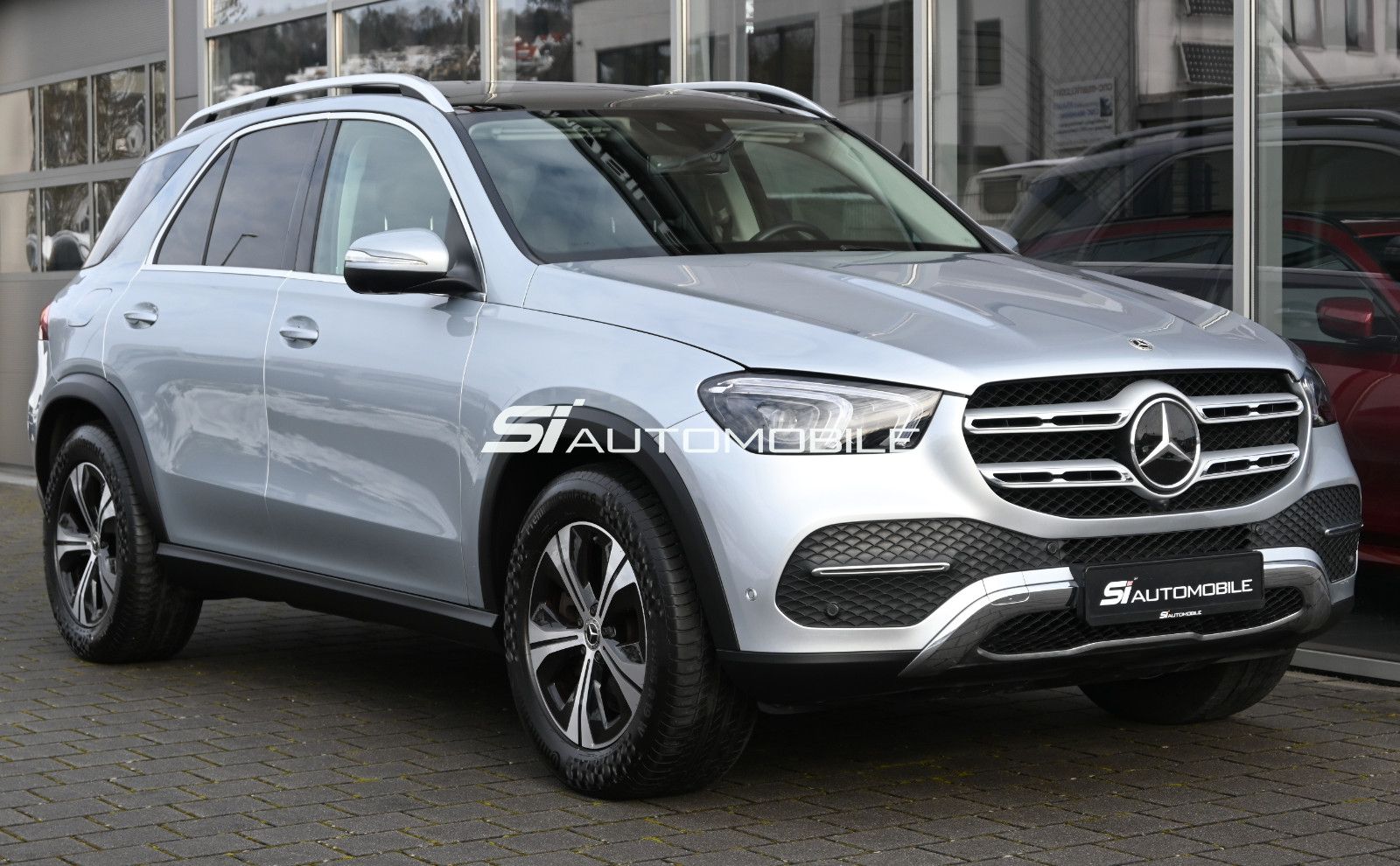 Fahrzeugabbildung Mercedes-Benz GLE 350 de 4Matic °ACC°PANO°SITZKLIMA°8-FACH 19"