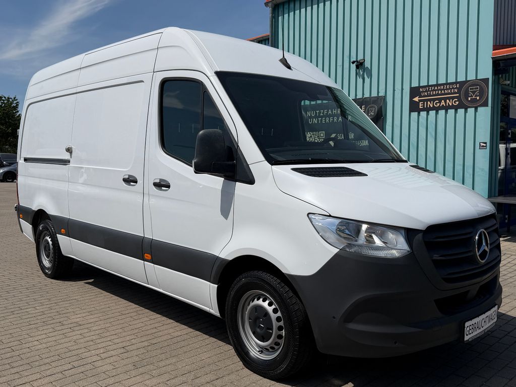 Image of Mercedes-Benz Sprinter