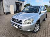 Toyota RAV 4 2.2-l-D-CAT 4x4 150 PS, 2 Jahre TÜV - Toyota RAV 4: D Cat