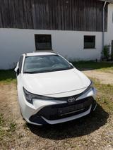 Toyota Corolla 1,8 Hybrid Mietwagen Paket TSE - Toyota Corolla Gebrauchtwagen in München