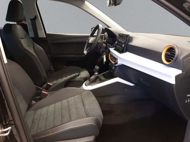 Fahrzeugabbildung Seat Arona Style 1.0TSI AHK LED SHZ Klimaaut. 18"