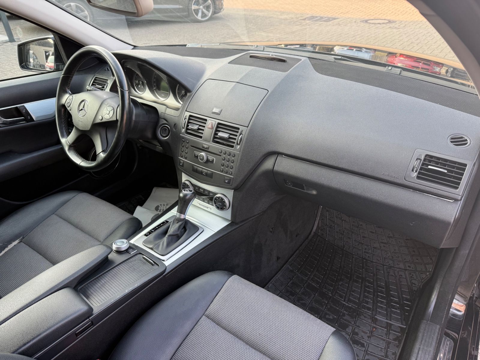 C 220 C T-Modell C 220 CDI BlueEfficiency*2.HAND