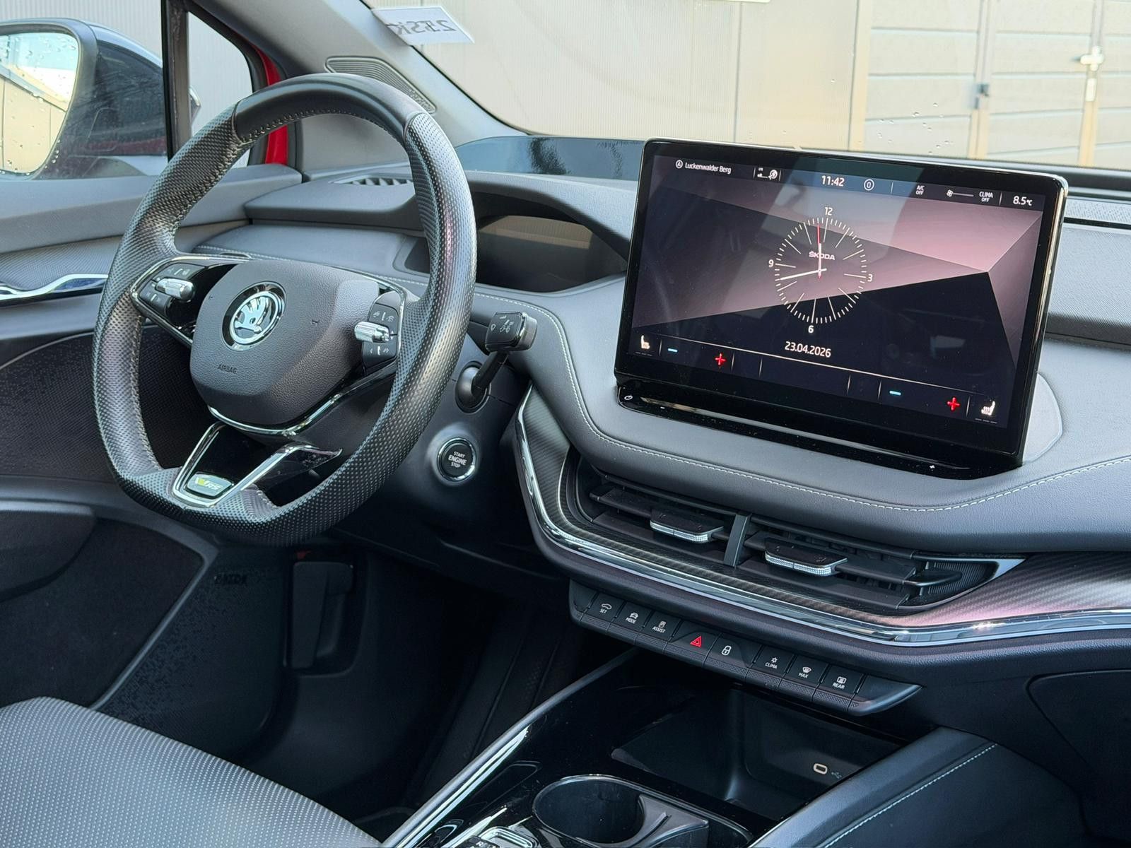 Fahrzeugabbildung SKODA Enyaq Coupé RS MAXX*360Kamera*CrystalFace*LEDER