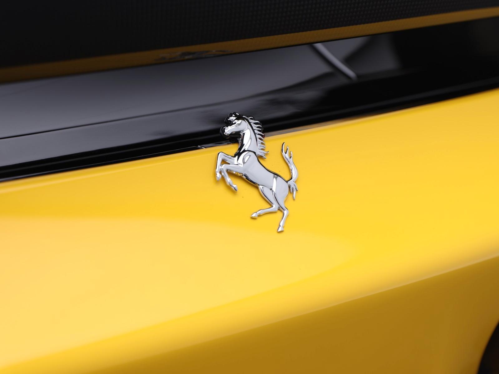 Ferrari SF90 Stradale Assetto Fiorano*Ferrari Frankfurt*