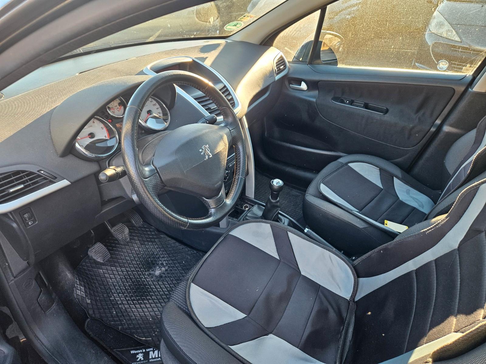 Peugeot 207 2012 — photo 8
