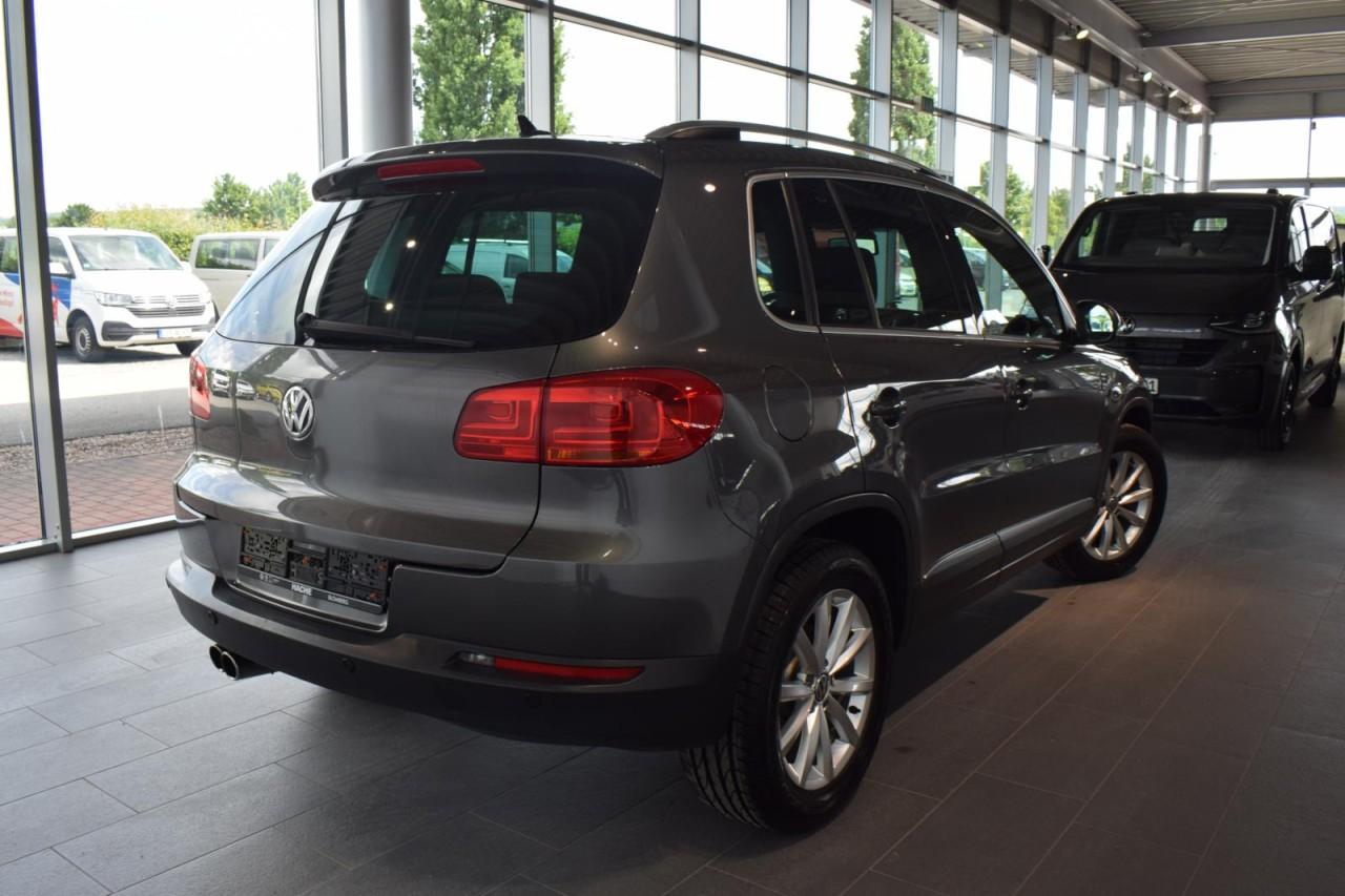 Volkswagen Tiguan Lounge Sport&Style 1.4 TSI NAVI PDC SHZ