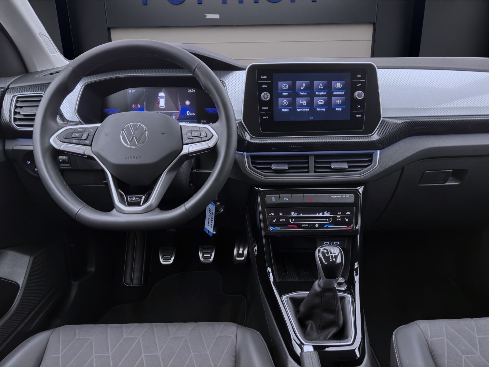 Volkswagen T-Cross - Bild 14