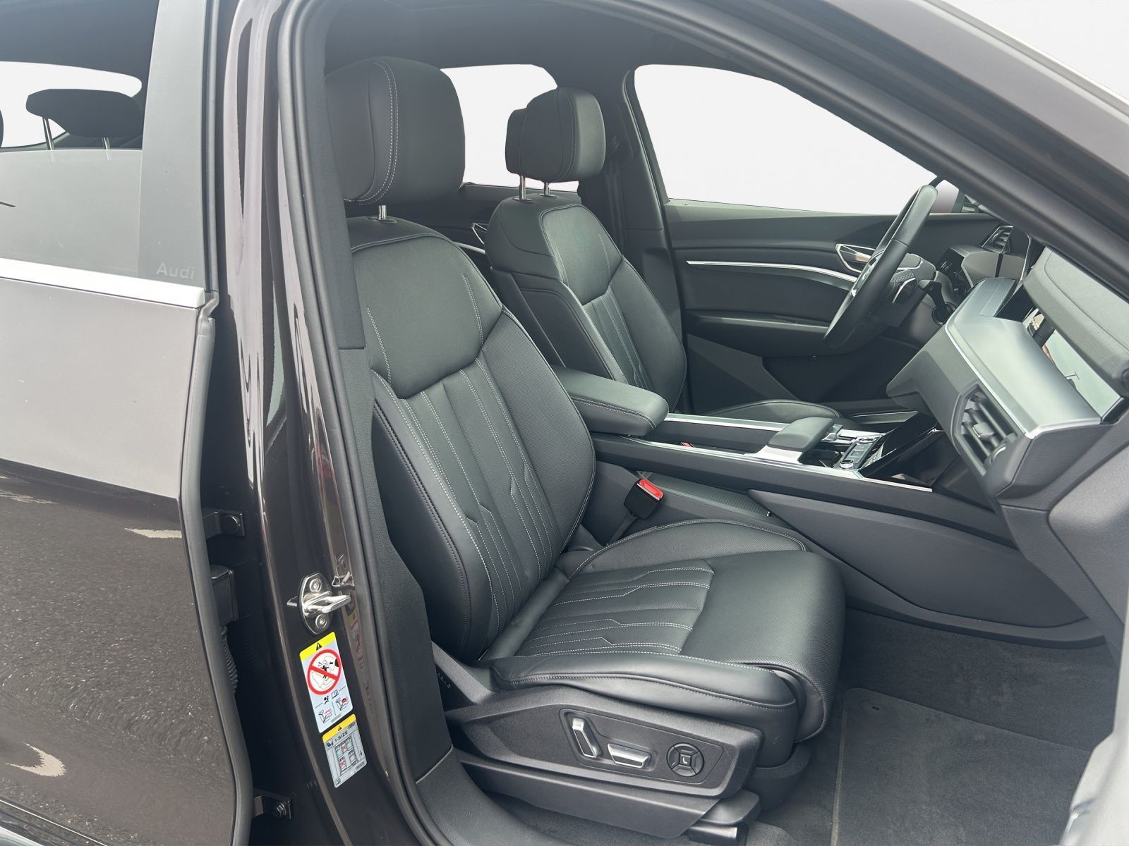 Audi Q8 e-tron - Bild 4