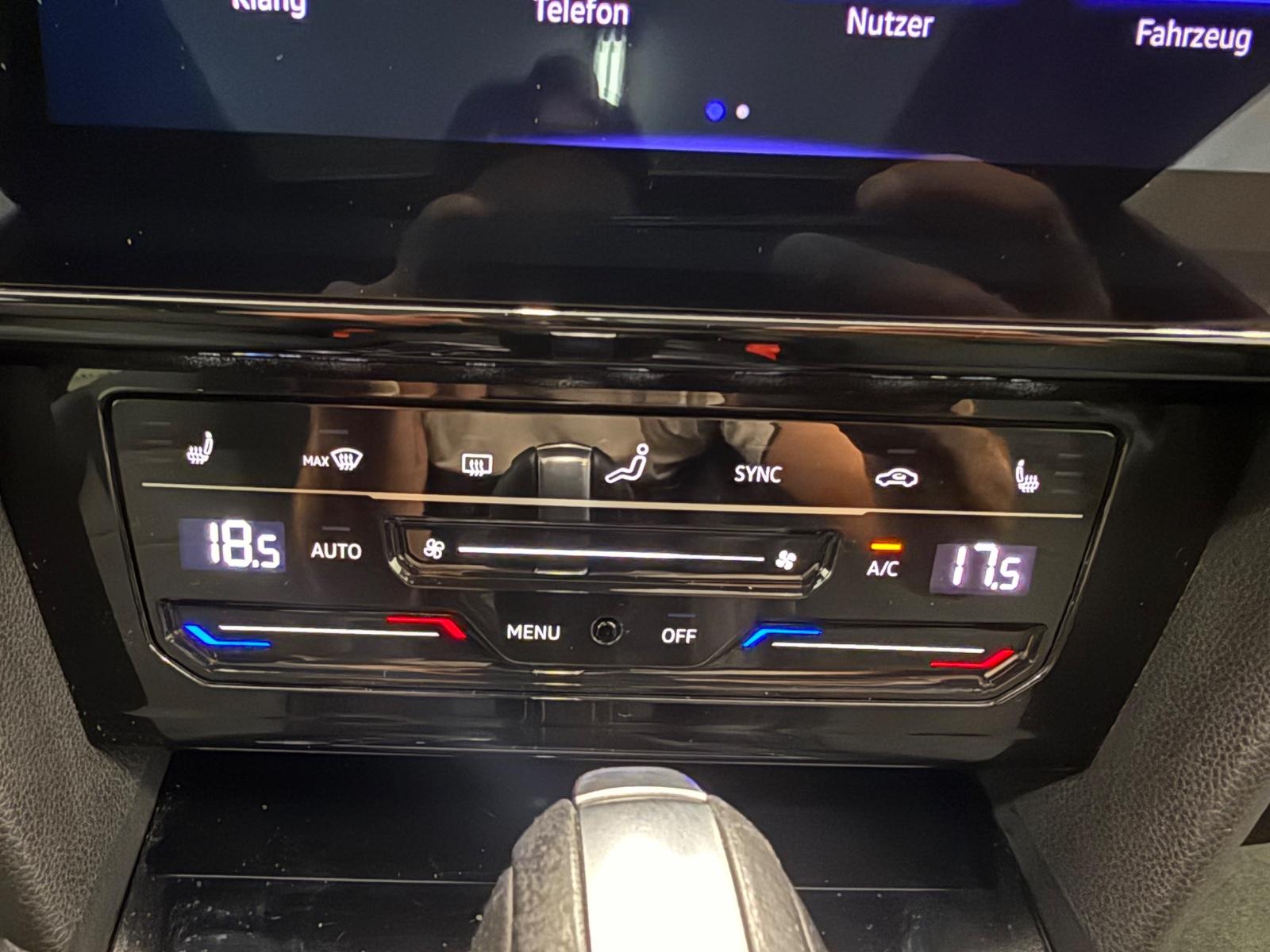Volkswagen Arteon 2.0 TDI R-Line 4M ACC Pano AHK Kamera HUD