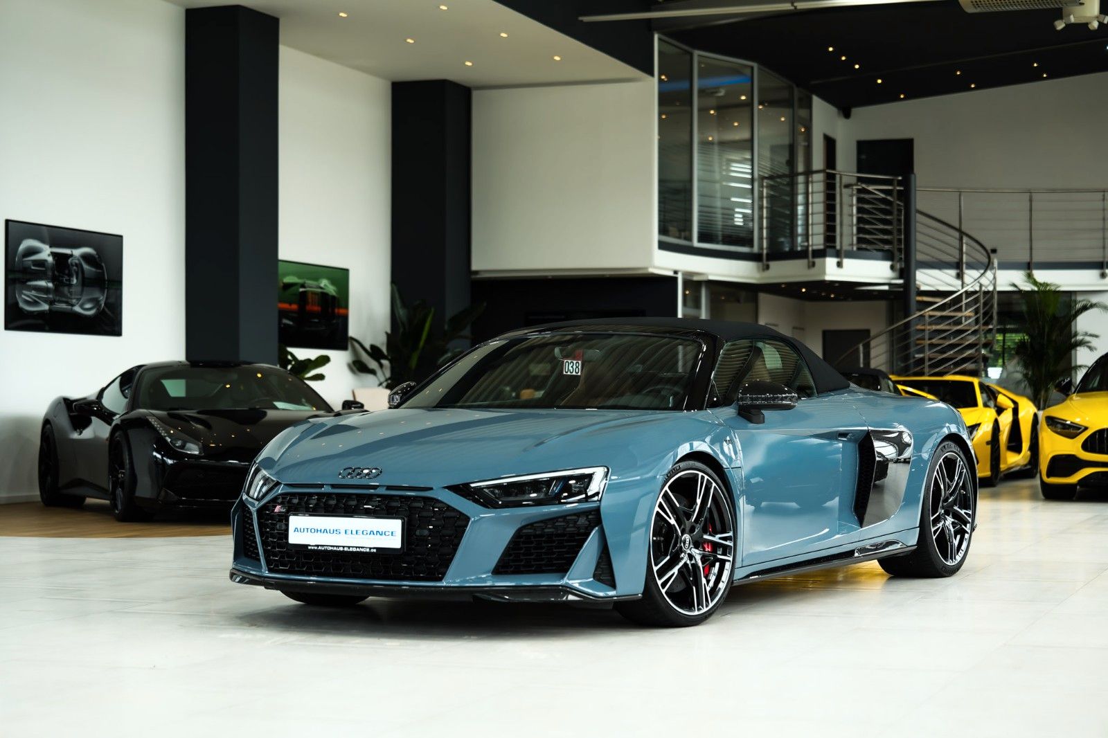 AUDI R8 Spyder qu performance*CARBON-PAKET*RAUTEN*1.H