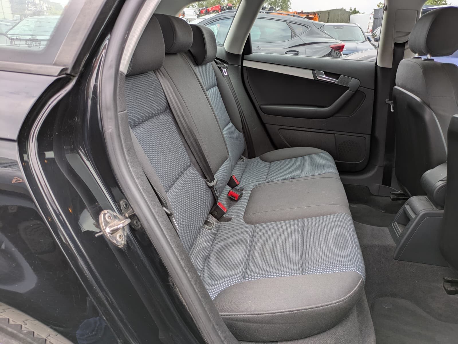 Fahrzeugabbildung Audi A3 2.0 TDI SPORT XENON*TÜV*AHK*MFL*KLIMA