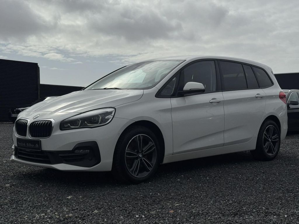 Image of BMW 218