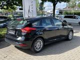 Ford Focus 1.0 EcoBoost Cool & Connect / Navigation - Ford Focus Gebrauchtwagen in Düsseldorf