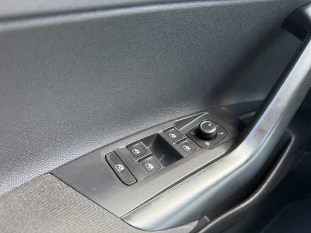 Polo Active 1.0 TSI Apple CarPlay Android Auto