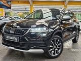 Skoda Karoq SCOUT 1,5 TSI DSG ACC LED Pano Navi el.HK - Skoda Karoq Gebrauchtwagen in Bremen