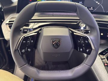 Peugeot 3008 1.6 195 Allure Kam.+KeyLess+LED+SHZ+PDC