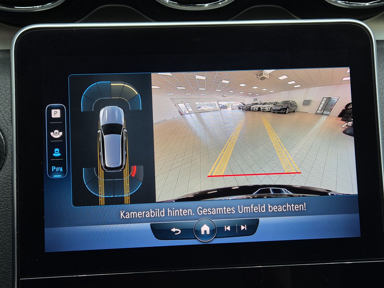 Fahrzeugabbildung Mercedes-Benz C 180 T CGI 9G NAVI+LED+SHZ+KAMERA+TEMP+DAB+LM