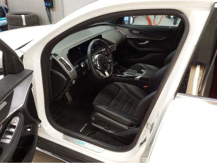 Mercedes-Benz EQC 400 4M AMG 360° Distro MULTIBEAM 21"