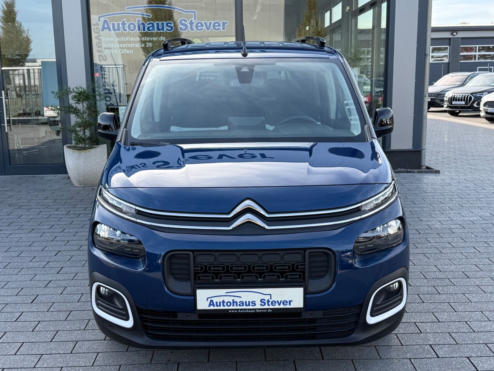 Fahrzeugabbildung Citroën Berlingo XL 7-SITZER AUTOM. KLIMA SITZHEIZ. CAM