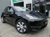 Tesla Model Y Long Range Dual AWD PANO/WÄRMEPUMPE/4xSH - Tesla Model Y Gebrauchtwagen in Berlin