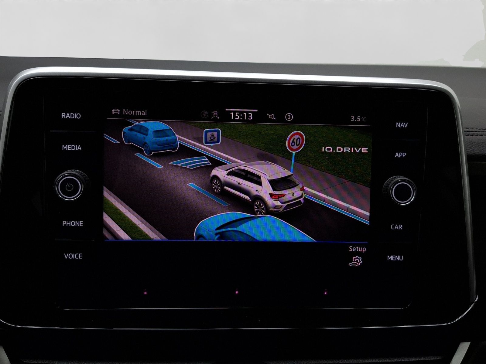 Volkswagen T-Roc - Bild 13