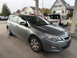 Opel Astra J Sports Tourer Selection* HU bis 06/2027*