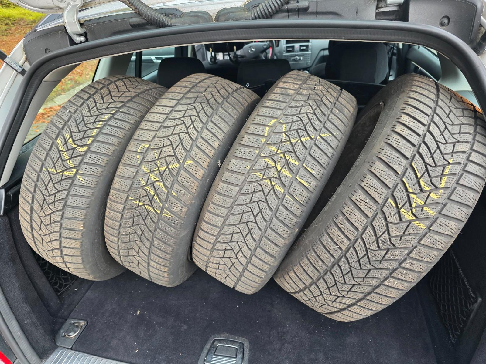 Mercedes-Benz C200 2010 — photo 10